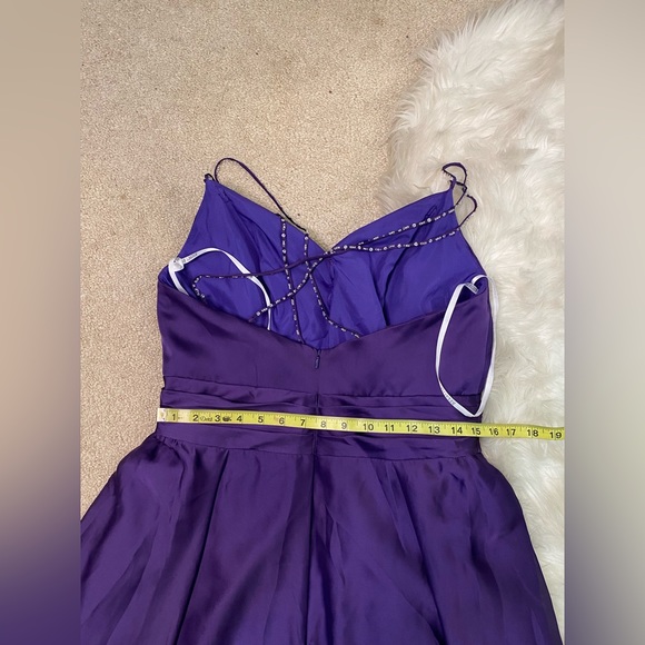 BELSOIE Gown size 16 - Picture 11 of 13